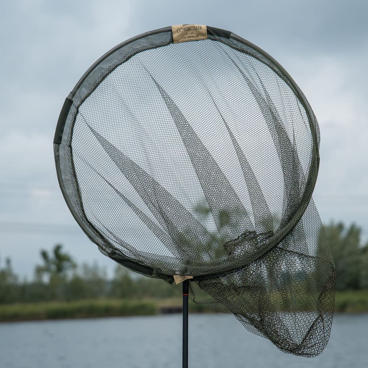 Controller DLX Round Carp Landing Net 170cm (2pcs handle)